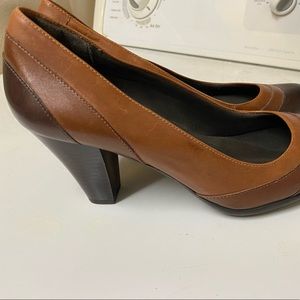 Sz 9 Biddle 3” heels leather by Naturalizer